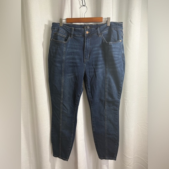 Judy‎ Blue Front Seam Skinny Fit Jeans Dark Denim Women's 20W JB8863 EUC! 0353 - Picture 1 of 10